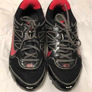 Women’s Nike Qualify 2